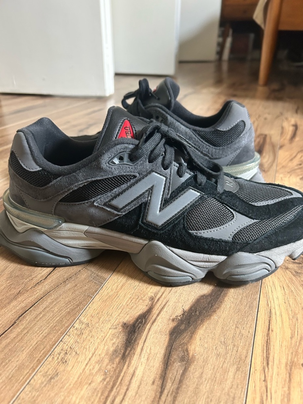 New Balance 9060 Black & Grey